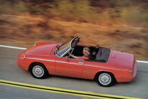 Alfa Romeo Spider Veloce Commemorative Edition 1993 года 